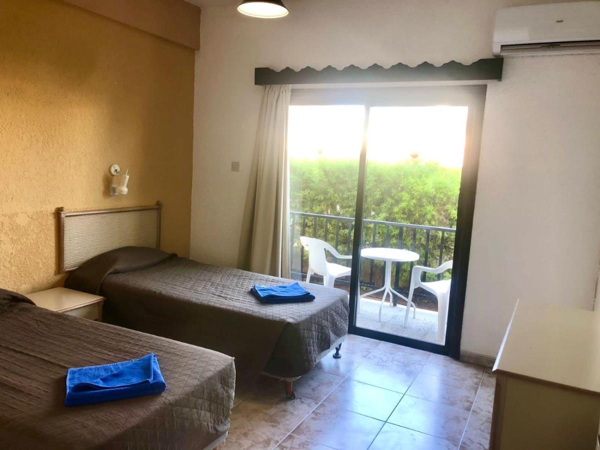 Carina Hotel Apartments Айя Напа Екстериор снимка