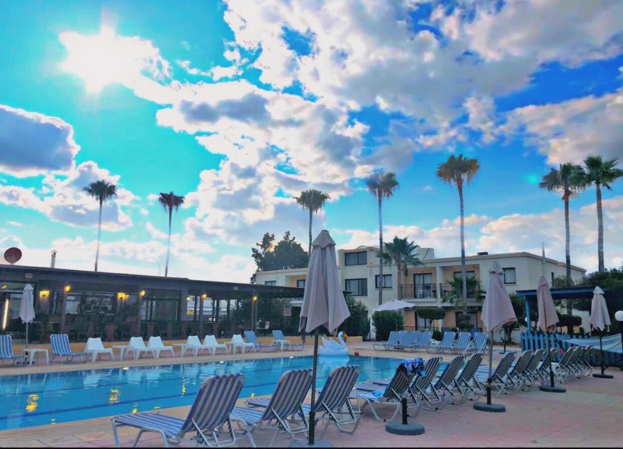 Carina Hotel Apartments Айя Напа Екстериор снимка