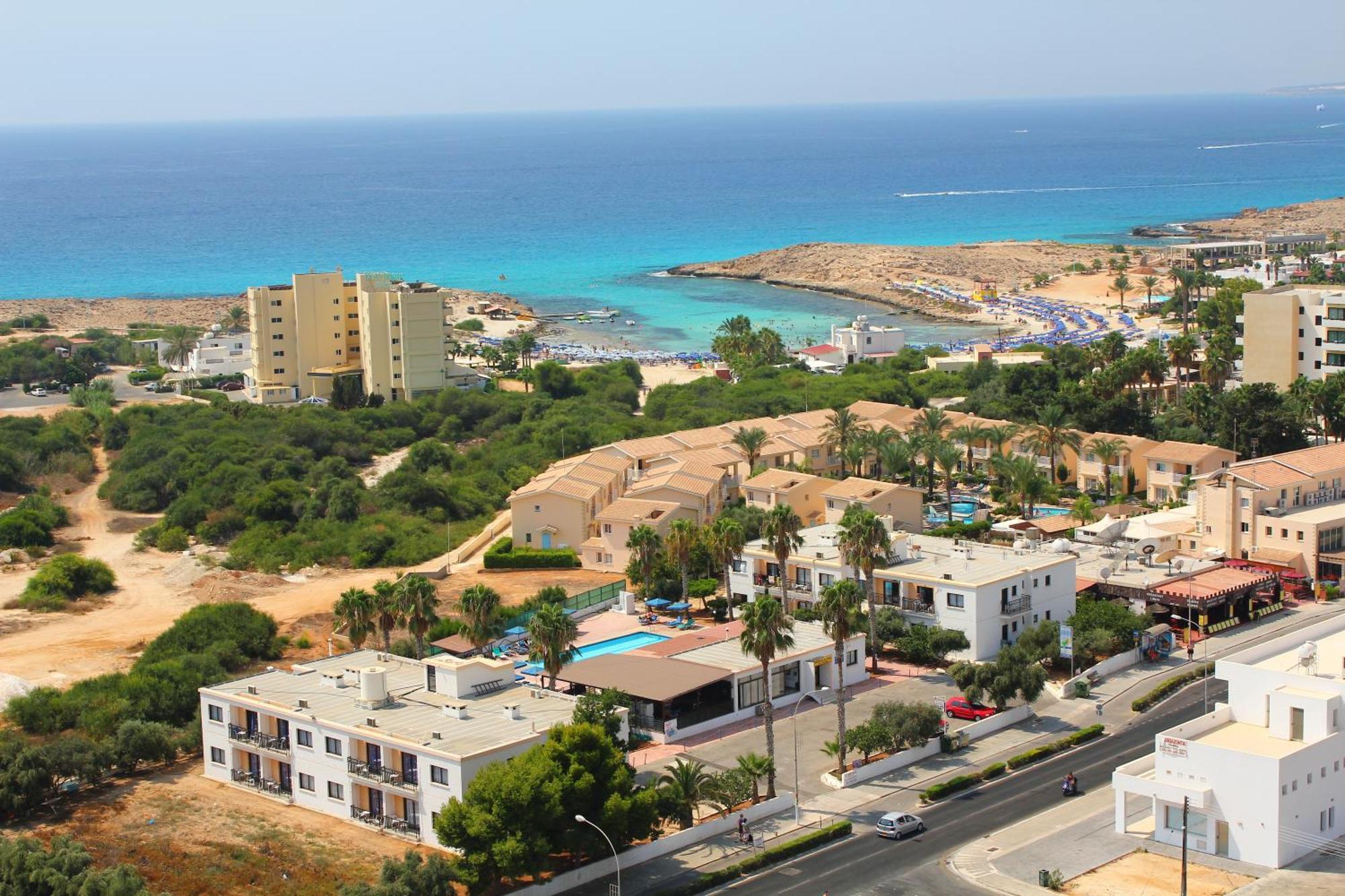 Carina Hotel Apartments Айя Напа Екстериор снимка
