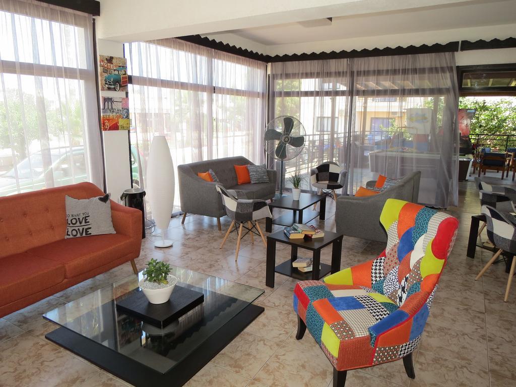 Carina Hotel Apartments Айя Напа Екстериор снимка