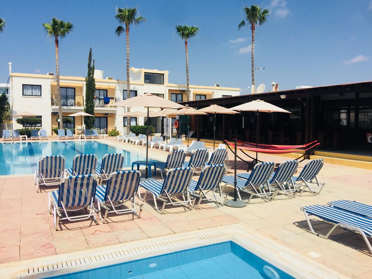 Carina Hotel Apartments Айя Напа Екстериор снимка